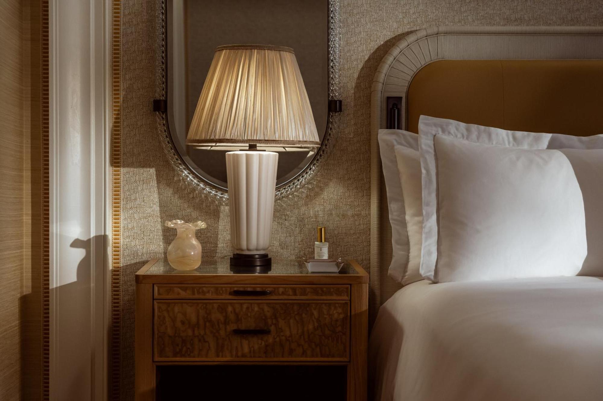 The Surrey, A Corinthia