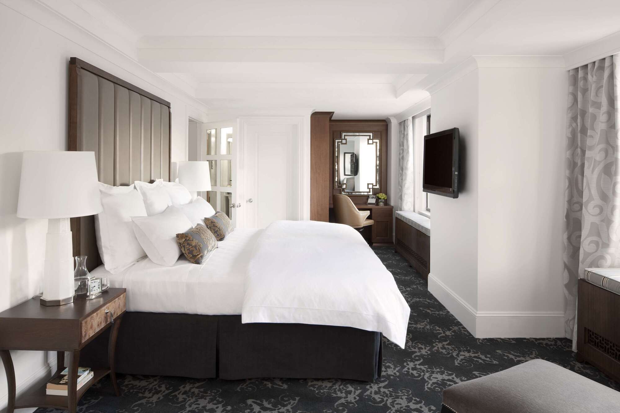 The Surrey, A Corinthia